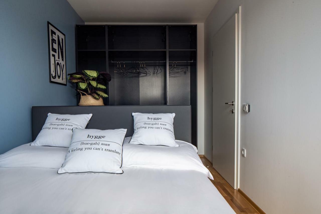 Jungle Mesh Lux Apartment Bled Extérieur photo